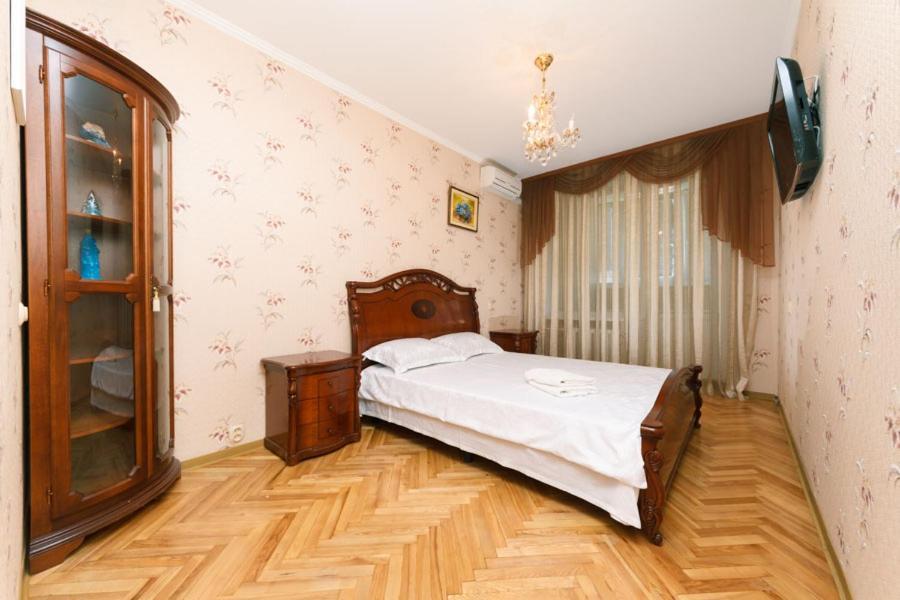 كييف Apartment On Volodymirska 73 Street المظهر الخارجي الصورة